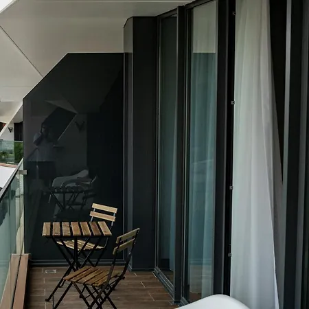 Classy In Beyoglu, Pool - Gym - Garage Apartment Istanbul